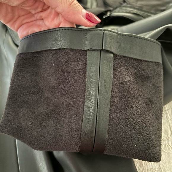 Zara Faux Leather Pants - Picture 5 of 5